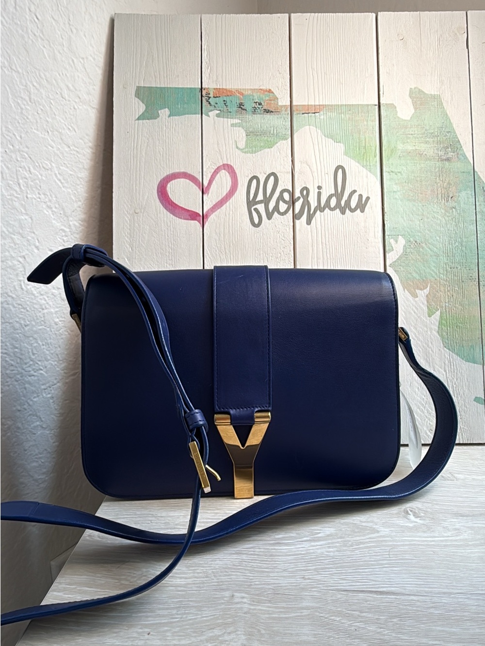 YVES SAINT LAURENT
Blue Leather Ligne Y Crossbody Bag STUNNING - Picture 2 of 14